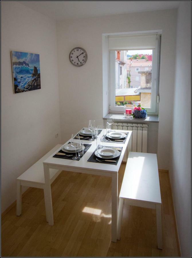 Apartma Aja Apartment โคเปร์ ภายนอก รูปภาพ