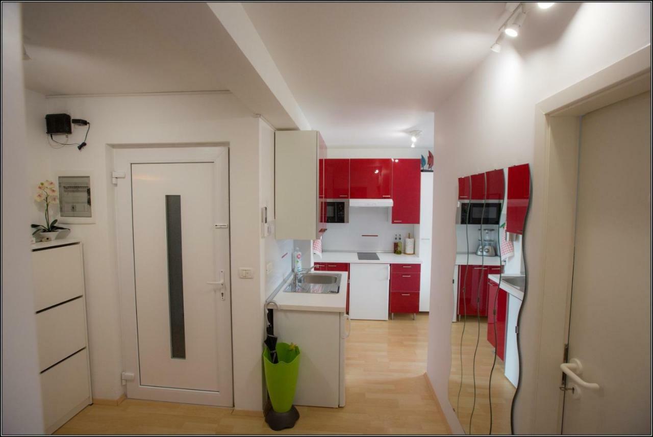 Apartma Aja Apartment โคเปร์ ภายนอก รูปภาพ